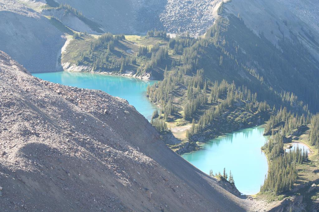 Vagabond Lodge At Kicking Horse Golden Exterior foto